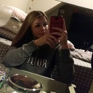 Meet your Posher, April